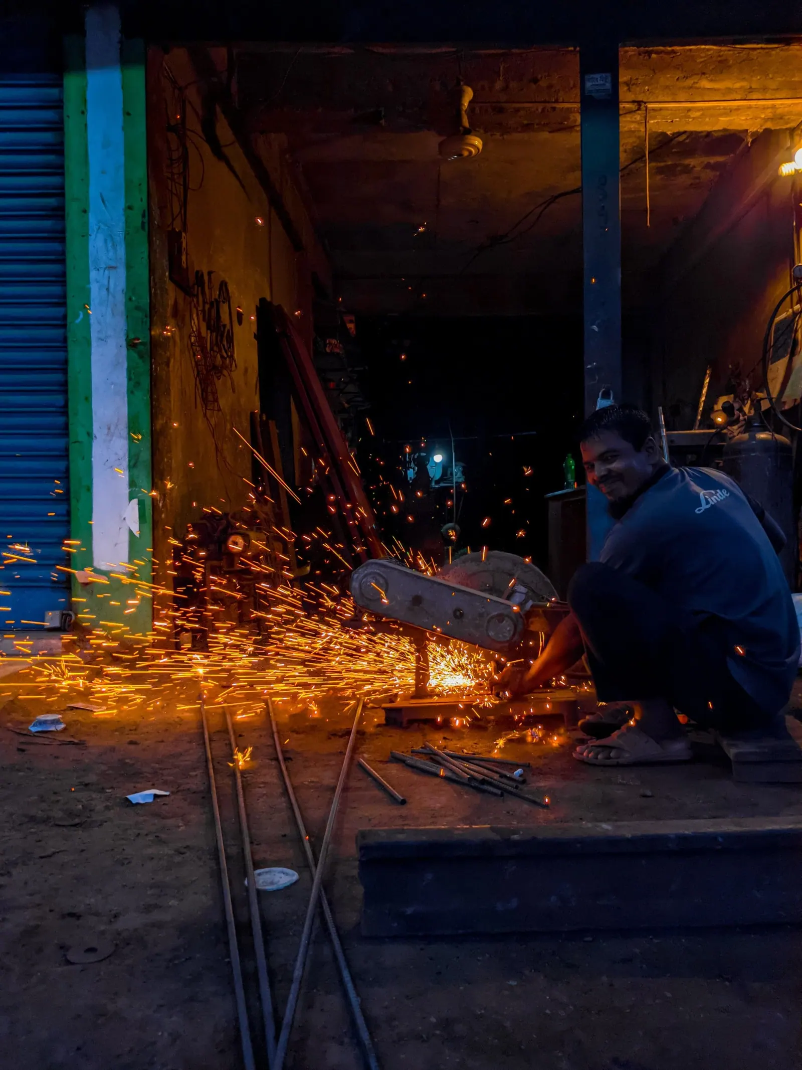 Photograph by Pavel Das (17)